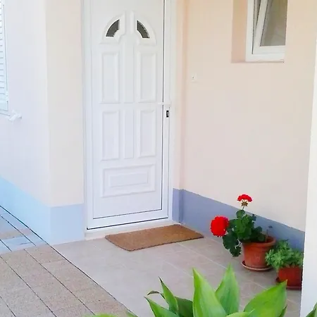 And Ciovo Guest house 3*