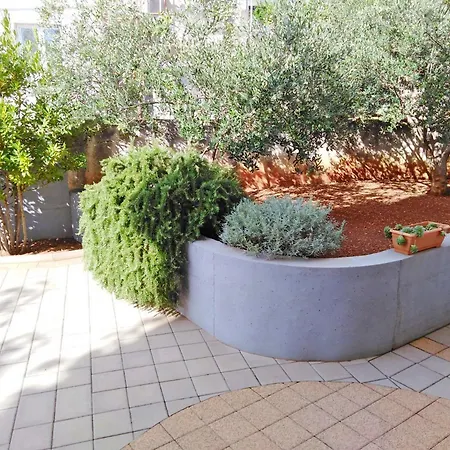 Guest house And Ciovo 3*