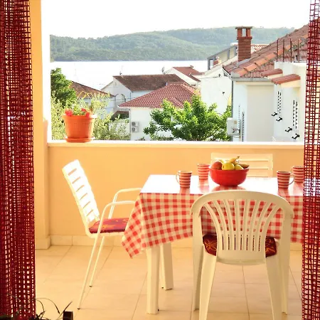 And Ciovo Guest house Okrug Gornji