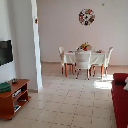 Guest house And Ciovo Okrug Gornji
