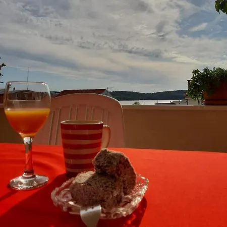 And Ciovo Guest house