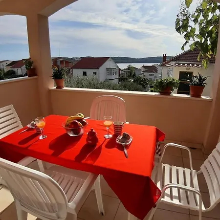 Guest house And Ciovo 3*